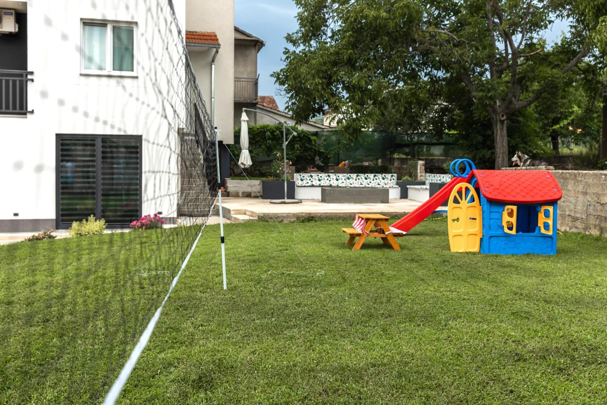 Deluxe Apartment Roma Имотски Екстериор снимка