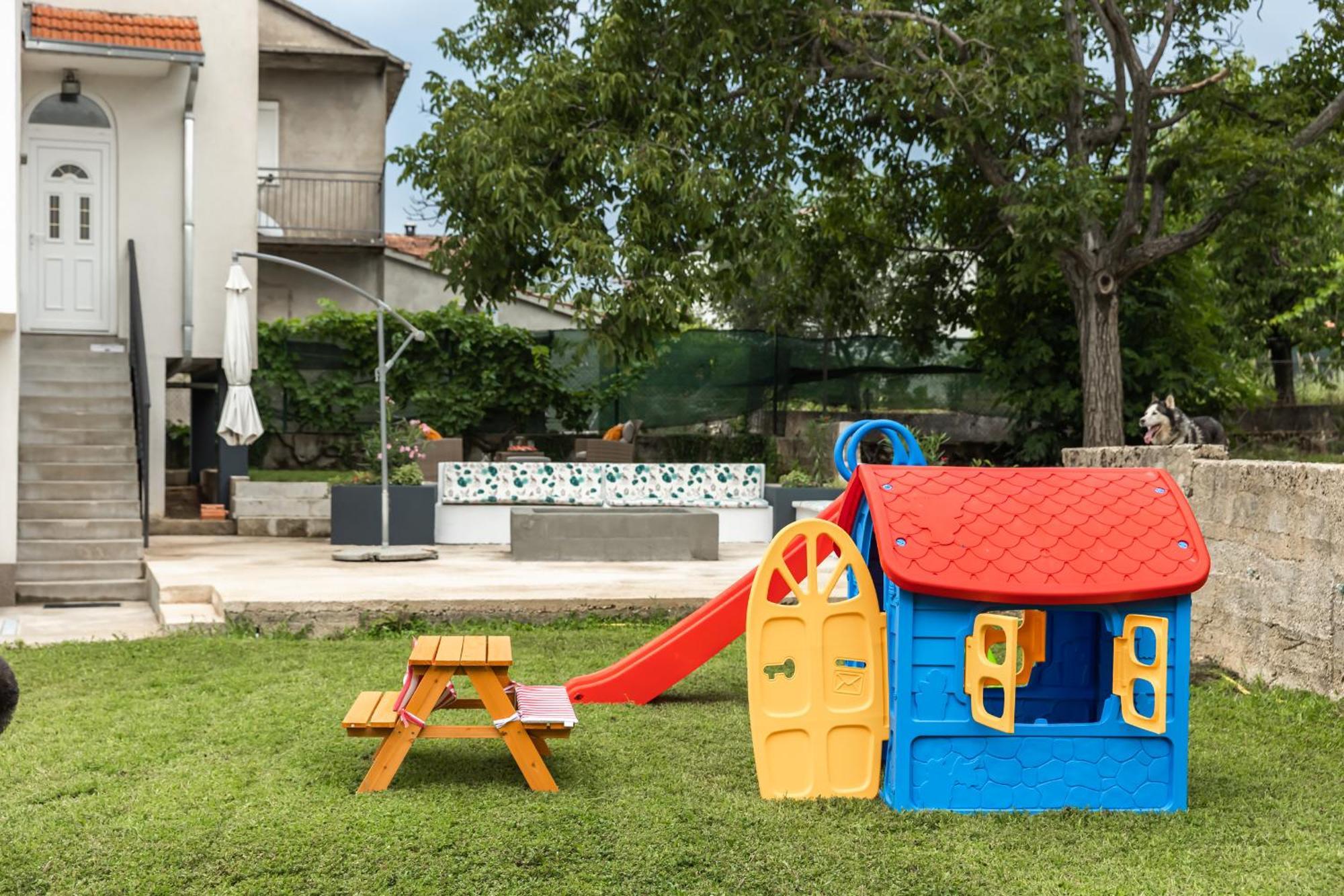 Deluxe Apartment Roma Имотски Екстериор снимка