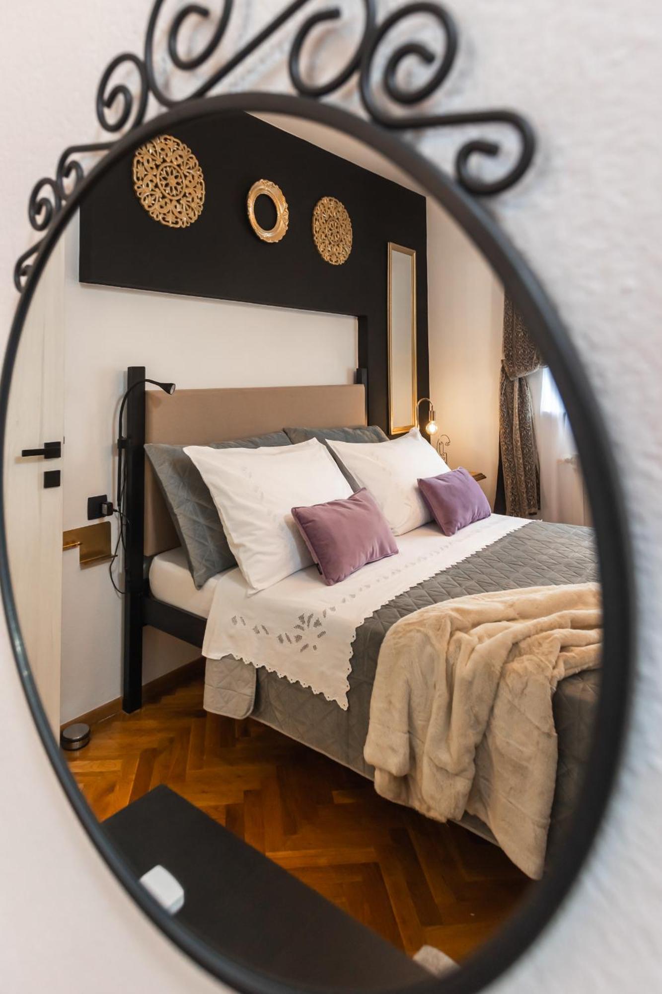 Deluxe Apartment Roma Имотски Екстериор снимка